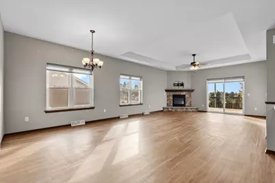 241  Silver Fox Dr, Kewaskum, WI 53040 - Photo 6