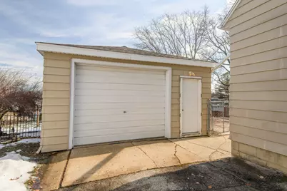 217  Fremont St, Watertown, WI 53098 - Photo 26