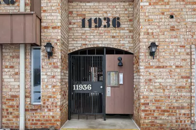 11936 W Mill Rd #2, Milwaukee, WI 53225 - Photo 20