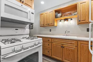 11936 W Mill Rd, Milwaukee, WI 53225 - Photo 12