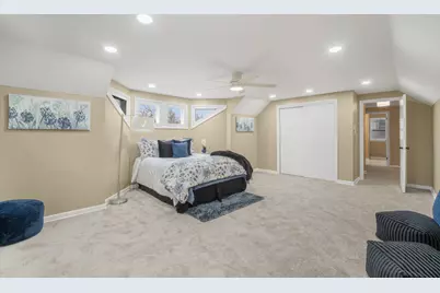 2020  Menomonee River Pkwy, Wauwatosa, WI 53226 - Photo 20