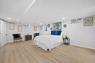 7216 N Mohawk Ave, Glendale, WI 53217 - Photo 28