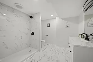 7216 N Mohawk Ave, Glendale, WI 53217 - Photo 30
