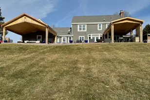 S21W27865 Kame Terrace, Waukesha, WI 53188 - Photo 2