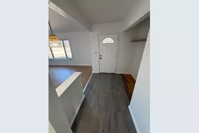 8707 W Petersik St, Milwaukee, WI 53224 - Photo 2