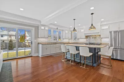 5815 N Shoreland Ave, Whitefish Bay, WI 53217 - Photo 6