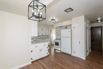 5300 W Euclid Ave, Milwaukee, WI 53219 - Photo 16