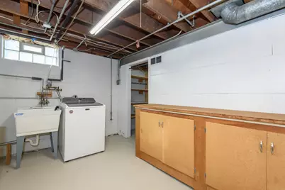 5300 W Euclid Ave, Milwaukee, WI 53219 - Photo 36