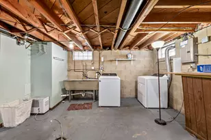 2863 S 34th St, Milwaukee, WI 53215 - Photo 24