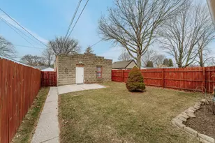 2863 S 34th St, Milwaukee, WI 53215 - Photo 26