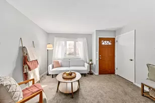 2863 S 34th St, Milwaukee, WI 53215 - Photo 8