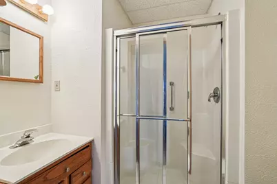 400  Country Club Dr, Lake Geneva, WI 53147 - Photo 32