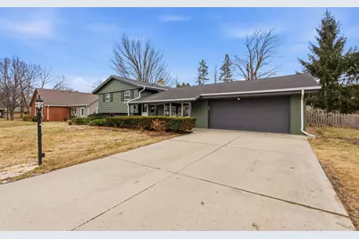 N75W7085  Linden St, Cedarburg, WI 53012 - Photo 40