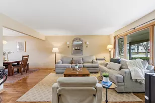 N75W7085 Linden St, Cedarburg, WI 53012 - Photo 6