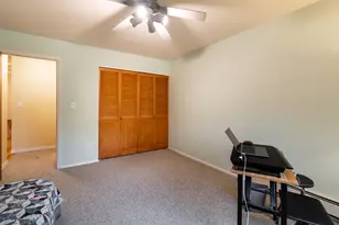 2025 E Greenwich Ave, Milwaukee, WI 53211 - Photo 16