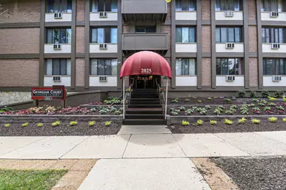 2025 E Greenwich Ave #219, Milwaukee, WI 53211 - Photo 1