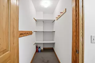 465 Hartford Square, Hartford, WI 53027 - Photo 18