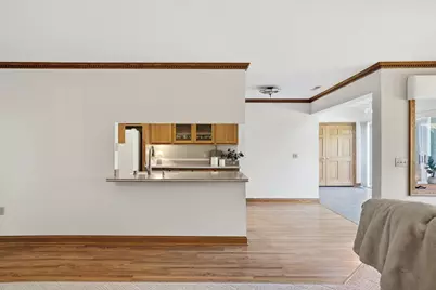 465  Hartford Sq #1, Hartford, WI 53027 - Photo 8