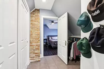 1425 E Russell Ave, Milwaukee, WI 53207 - Photo 26