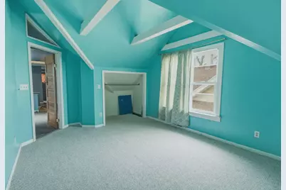 929 S 56th St, West Allis, WI 53214 - Photo 10