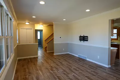 715  Torrey Pines Dr, Twin Lakes, WI 53181 - Photo 10