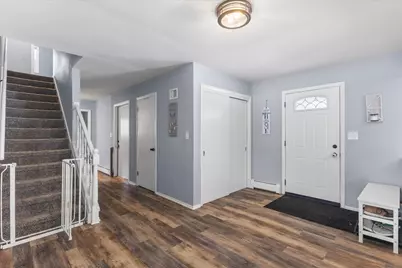 12135 W Luther Ave, Hales Corners, WI 53130 - Photo 8