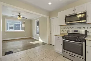 934 Cleveland Ave, Racine, WI 53405 - Photo 10