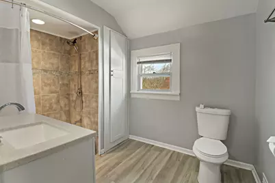 934  Cleveland Ave, Racine, WI 53405 - Photo 18