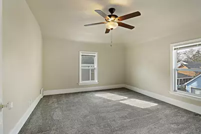 934  Cleveland Ave, Racine, WI 53405 - Photo 16