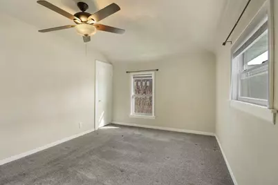 934  Cleveland Ave, Racine, WI 53405 - Photo 14