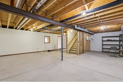 W203N16184  Pin Oak Cir, Jackson, WI 53037 - Photo 32