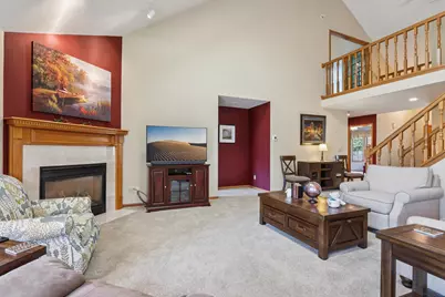 W203N16184  Pin Oak Cir, Jackson, WI 53037 - Photo 8