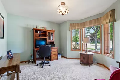 W203N16184  Pin Oak Cir, Jackson, WI 53037 - Photo 16