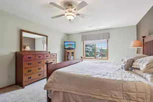 W203N16184 Pin Oak Cir, Jackson, WI 53037 - Photo 20