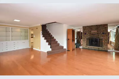 7200 W Locust St, Milwaukee, WI 53210 - Photo 4