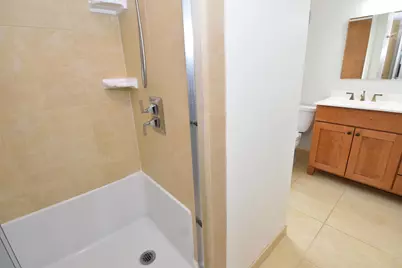 7200 W Locust St, Milwaukee, WI 53210 - Photo 20