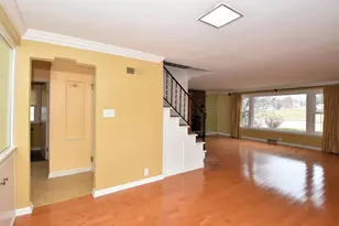 7200 W Locust St, Milwaukee, WI 53210 - Photo 8