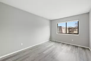 6113 W Calumet Rd, Milwaukee, WI 53223 - Photo 18