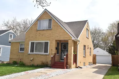4040 N 11th St, Milwaukee, WI 53209 - Photo 2