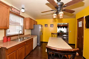 4040 N 11th St, Milwaukee, WI 53209 - Photo 10