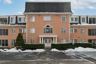 12980 W Bluemound Rd #108, Elm Grove, WI 53122 - Photo 2