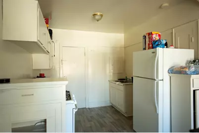 920 N 37th St, Milwaukee, WI 53208 - Photo 4