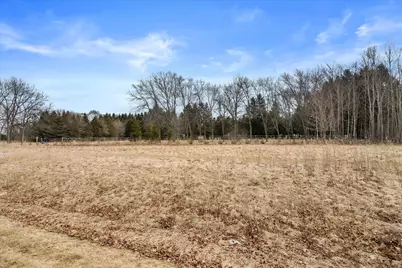 3228  Sherman Parc Cir, Jackson, WI 53037 - Photo 12