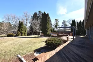 2940 Woodland Ct, Richfield, WI 53017 - Photo 2