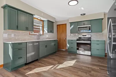 3251 N 94th St, Milwaukee, WI 53222 - Photo 2