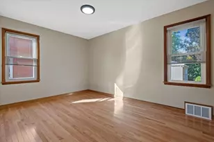 3251 N 94th St, Milwaukee, WI 53222 - Photo 14