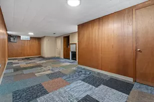 3251 N 94th St, Milwaukee, WI 53222 - Photo 16