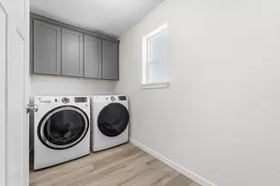 431 Nottingham Dr, Racine, WI 53182 - Photo 10