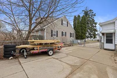 3928 E Birchwood Ave, Cudahy, WI 53110 - Photo 30