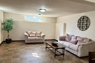 6183 S 40th St, Greenfield, WI 53221 - Photo 48